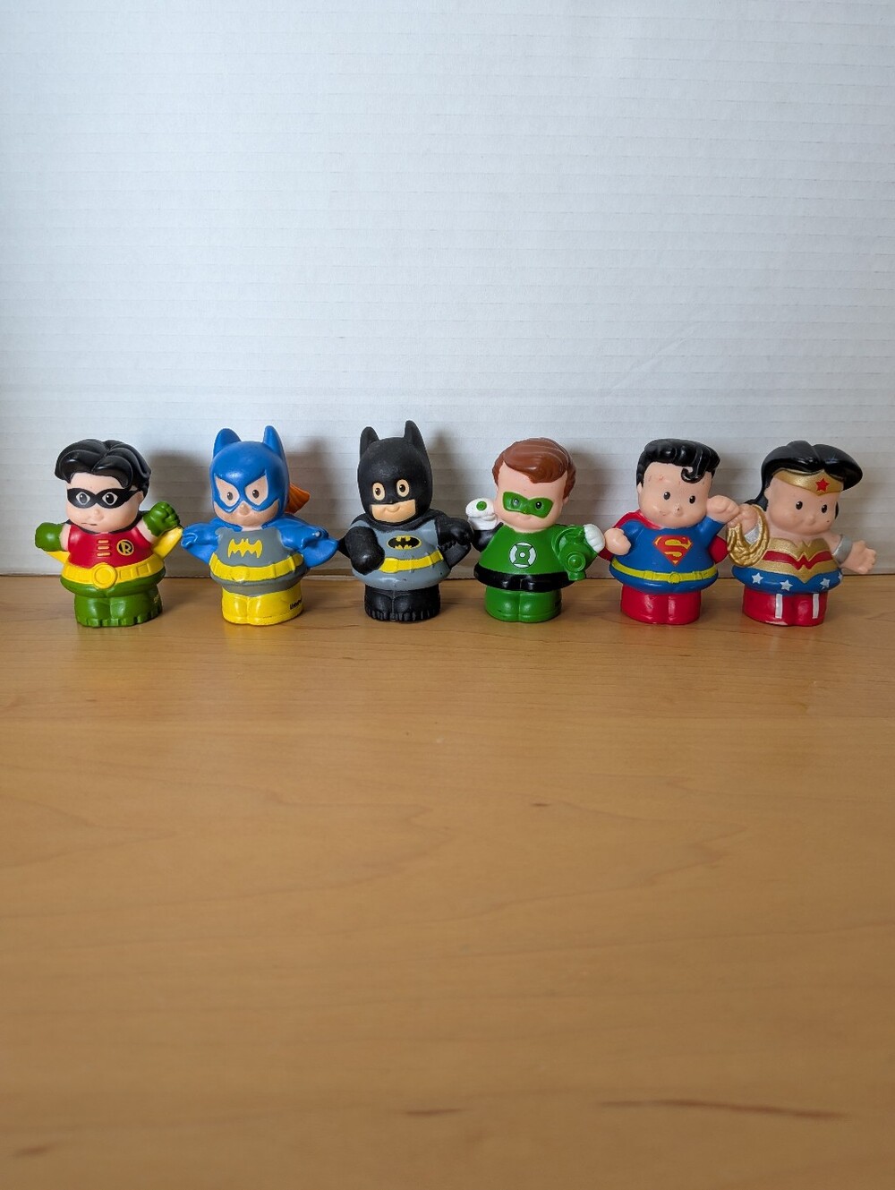 Fisher Price Little People DC Comics Super Friends 6 Figure Set Batman Superman